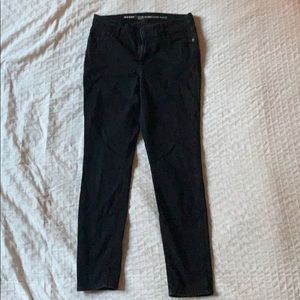 Old Navy Super Skinny Midrise Black Jeans